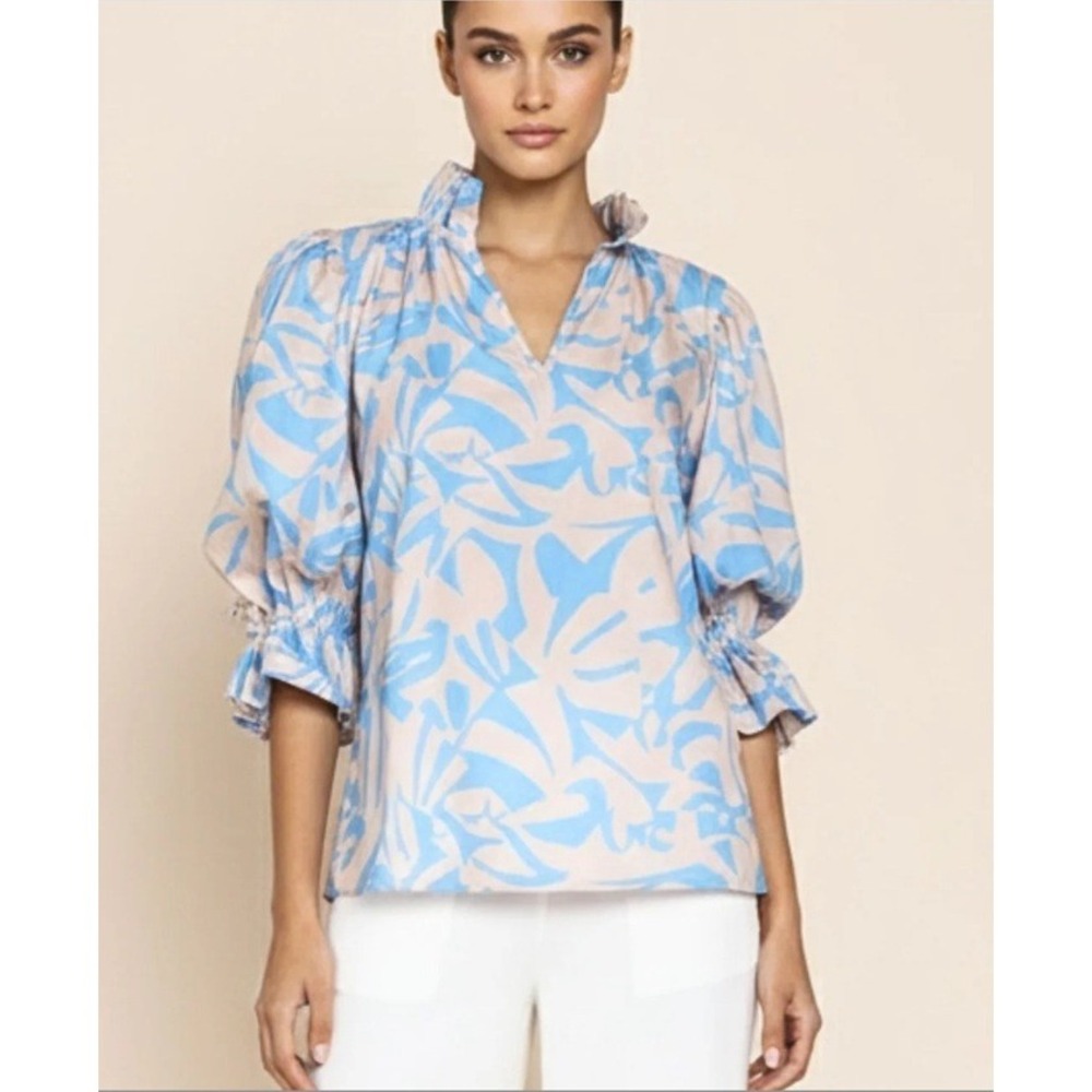 NWT Sofia Made In Italy Remy Statement Sleeve Sky Celeste One Size